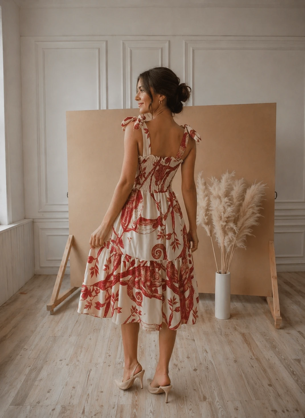 Vestido midi floral vermelho feminino com costas em laste